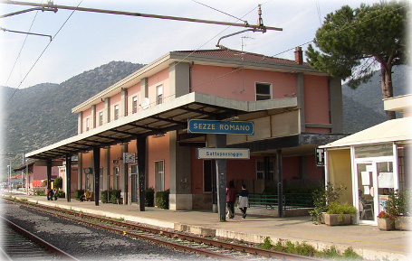 Le stazioni rifioriscono 157 LAZIO E ABRUZZO Provaci ancora, Lazio.