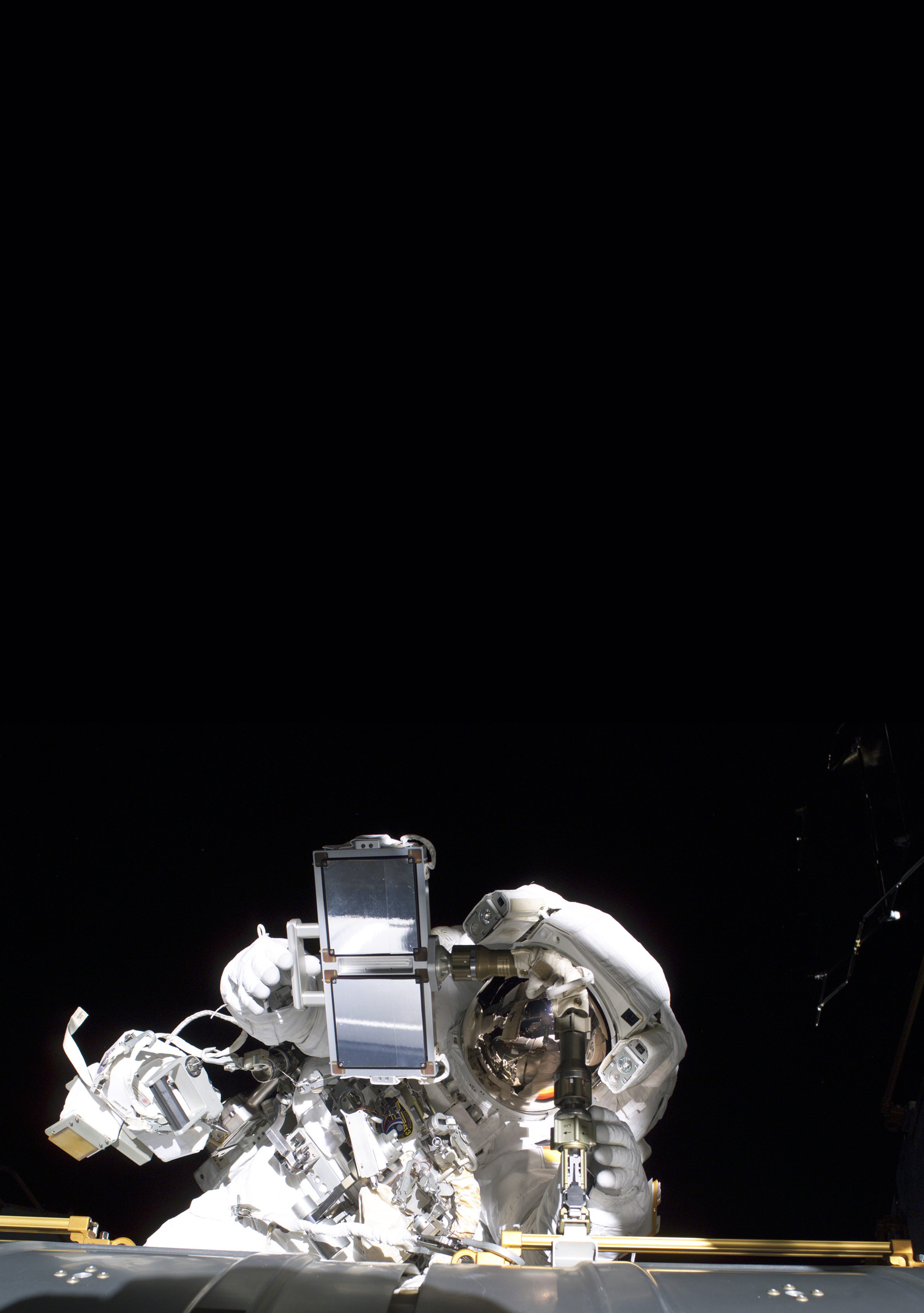 l ISS: i pezzi del puzzle La Stazione Spaziale Internazionale 45 L attuale architettura vede la ISS costituita da moduli pressurizzati in lega di alluminio per lo più adibiti a laboratori e allestiti