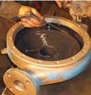 kg Kit da 1 kg Kit da 5,4 kg Loctite Nordbak 7226 Epossidico caricato a sfere di ceramica e carburo di silicio Ideale per proteggere macchine di produzione dall'abrasione di particelle sottili Idoneo