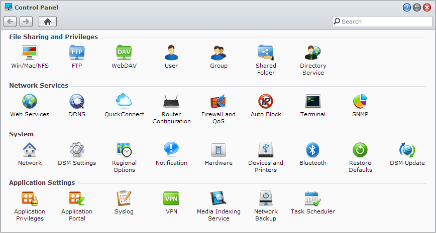 Utilizzo del Pannello di controllo Guida dell utente di Synology DiskStation Scegliere Pannello di controllo dal Menu principale per vedere le miniature delle impostazioni del DSM.