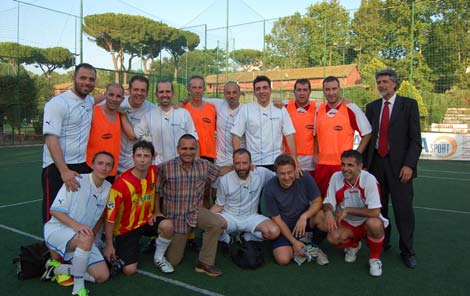 Come sempre La partecipazione al torneo è riservata esclusivamente ai dipendenti del Gruppo UniCredit iscritti allʼunicredit Circolo Roma.