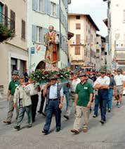 30 Vespri e processione per il rinnovo del voto al termine,