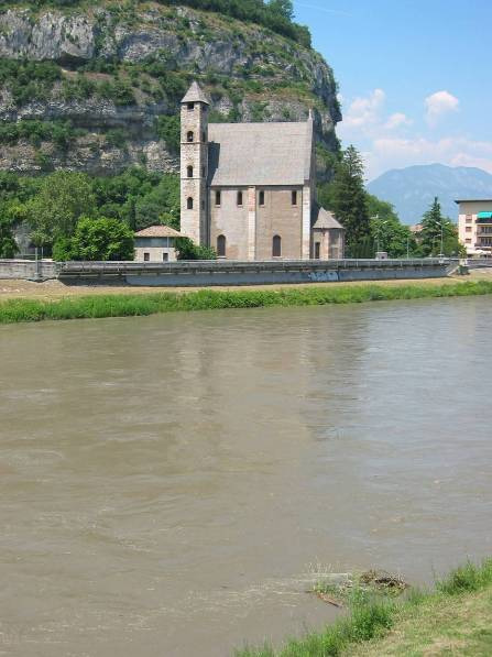 1) svasi di sedimenti e torbide artificiali un esempio, il Fiume Adige a