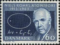 L atomo di idrogeno secondo Bohr In questa sezione vedremo come Bohr ha descritto, con delle formule matematiche contenenti solo costanti universali, un