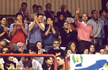 Nella foto la squadra Juniores Calcio a 5 della Clementina ( San Francesco di Paola); da sinistra, in seconda fila: Taviani (dirigente), Alessandrelli, Gasparroni, Bertini, Vagnarelli, Civerchia, e