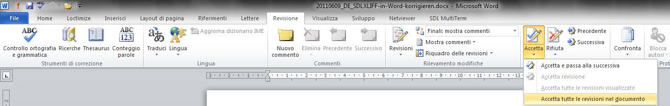 4 Correzioni in Word con la funzione Revisione attivata Per visualizzare e poter accettare o ignorare eventualmente le correzioni proposte dal revisore conviene attivare la funzione delle revisioni.