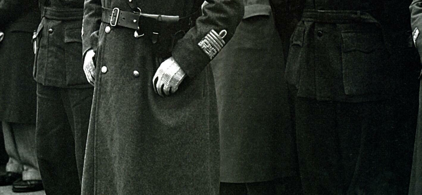 Dicembre 1944: Il maresciallo Graziani e a destra il principe Junio Valerio Borghese (Arch.