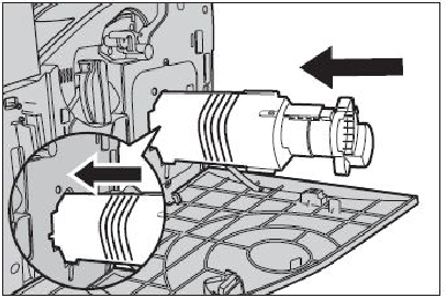 Sostituzione della cartuccia del toner 7. Rimuovere la cartuccia di toner dalla macchina. ta: maneggiare con cura la cartuccia vuota per evitare versamenti di toner residuo.