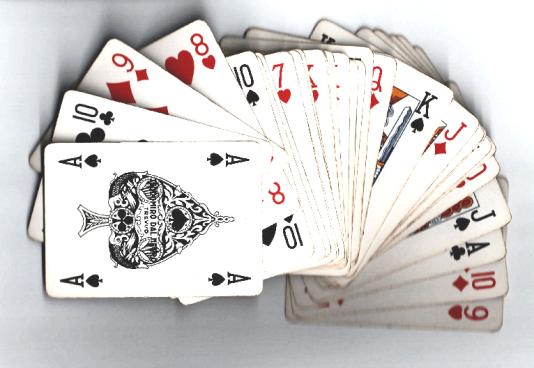 MAZZO DA POKER DI 32 CARTE Selezionate da un mazzo di carte francesi le 32 carte (dal 7 all