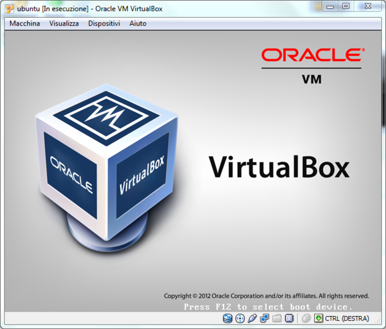 28 Uso di VirtualBox in MS-Windows per installare Ubuntu su macchina virtuale F igura 3.8. A questo punto è ovviamente possibile definire altra macchine virtuali con l avvertenza però di non usarne