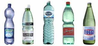 I clienti/pazienti, infatti, non acquistano il tuo servizio, bensì il tuo USP, cioè la caratteristica che ti contraddistingue dagli altri. Ecco un esempio concreto: l acqua in bottiglia.