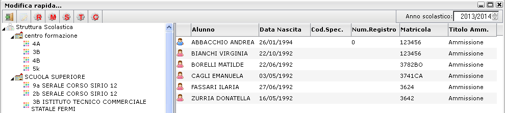 Modifica Rapida delle Schede Annuali La procedura consente di: modificare e assegnare rapidamente il numero di matricola assegnare rapidamente il numero di registro spostare la classe a gruppi di