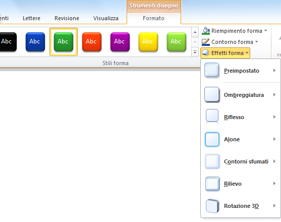 Nella finestra di SmartArt è presente la categoria Office.com, alla quale vengono aggiunti periodicamente nuovi layout, che vengono visualizzati automaticamente non appena risultano disponibili.