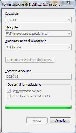 Modulo 1 - Nuova ECDL G. Pettarin - Computer Essential chiavetta sono già note a Windows e può quindi procedere in modo più rapido nel processo di formattazione.