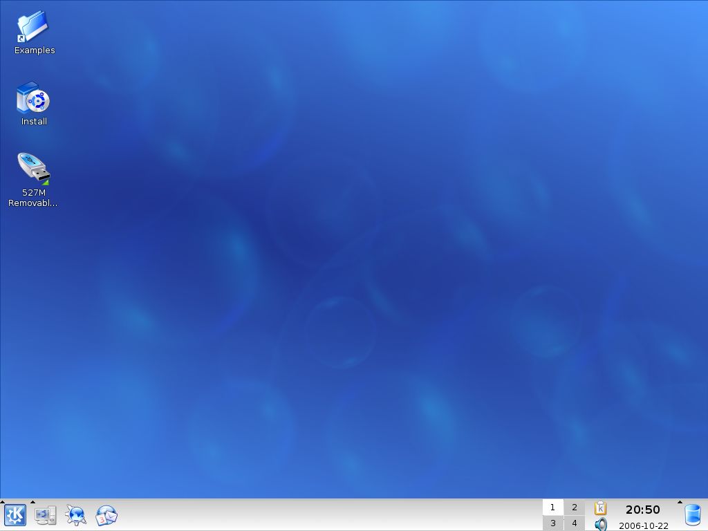 fig. 3 Un attimo di pazienza e si arriva al desktop KDE pronto all'uso. Ed ecco in fig.