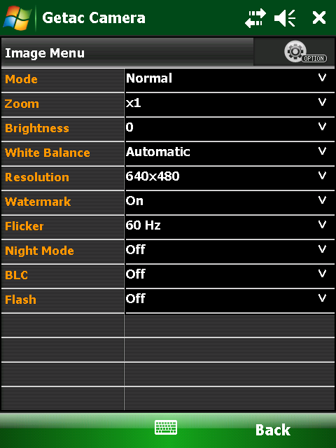 Impostazioni della modalità fotocamera Per modificare le impostazioni, toccare Menu in modalità Fotocamera. Toccare la freccia giù della voce che si vuol regolare.