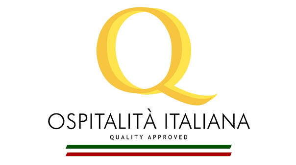 PROGETTO OSPITALITÀ ITALIANA Corso di cucina per le dame diplomatiche nel Ristorante Carmine: arte e gastronomia, in collaborazione con la Camera di Commercio Italiana dell Ecuador.