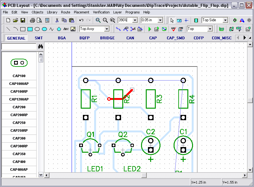 Muovete il mouse sopra l'estremità delal traccia che non è ancora connessa, e costruite la seconda linea al secondo pad della