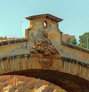 Quello che è certo è che l Acea, circa 12 anni fa, ha dismesso questo castello e ha riconsegnato i locali, ma non si sa bene se al Comune, al Quirinale o al Ministero della Pubblica Istruzione, da