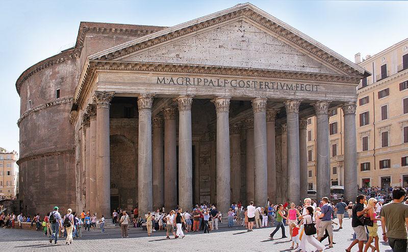 Il Pantheon Il Pantheon (tempio di tutti gli dei) è un edificio di Roma antica, costruito come tempio dedicato alle divinità dell Olimpo.