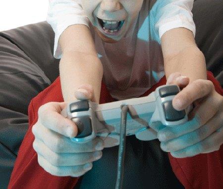 Videogames addiction La Dipendenza da Videogiochi vincola il soggetto a dedicare ingenti quantità di tempo ed energie ai videogames compromettendo l ambito scolastico, relazionale e fisico.