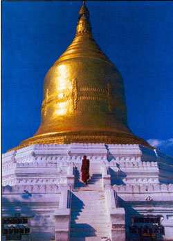 MYANMAR: TERRA DELLE MILLE PAGODE 15-26 febbraio 2015 Il Myanmar, noto in passato come Birmania, offre una meravigliosa sintesi tra natura e arte.