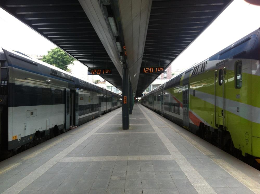 In banchina, fate largo! Nel trasporto ferroviario l accessibilità e la facilità di fruizione del treno sono determinate dall interazione tra materiale rotabile e infrastruttura.