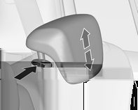 38 Sedili, sistemi di sicurezza Regolazione orizzontale Poggiatesta dei sedili posteriori modo la testa viene adeguatamente supportata in caso di urto da dietro e diminuiscono le conseguenze del