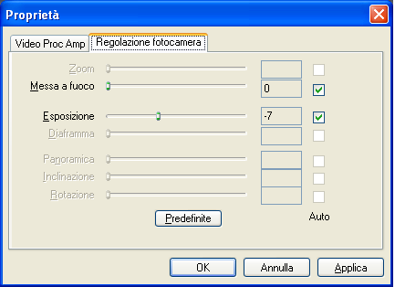 Regolazione delle impostazioni della webcam È possibile regolare la maggior parte delle impostazioni della webcam in ArcSoft WebCam Companion.