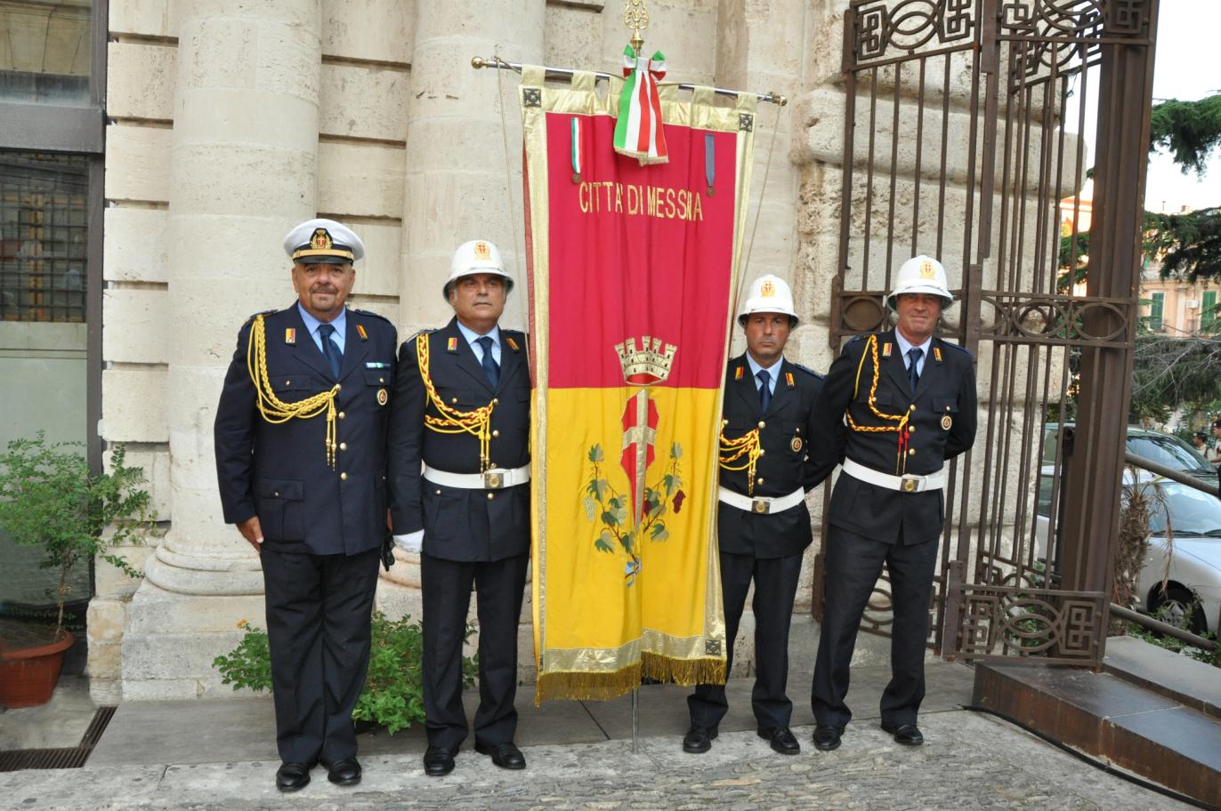 CARTA DEI SERVIZI Aggiornamento 2013 Approvato con Determina