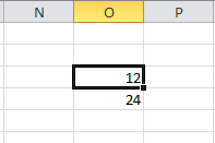 3.9. Celle Inserire celle, righe e colonne Inserire righe 1. Dalla barra multifunzione nella scheda Home gruppo Celle selezioniamo Inserisci e dal menu che compare scegliamo Inserisci righe foglio 2.