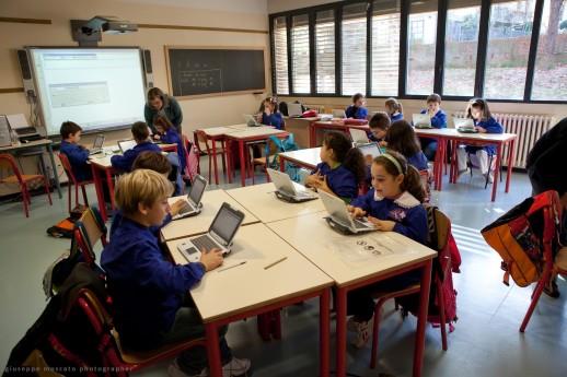 Piano scuola digitale: Survey L infrastruttura di rete delle scuole digitali Quanti istituti sono digitali? Quante aule hanno la rete LAN?