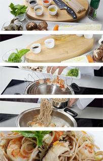 Soba noodles con gamberi e cavolo cinese Utensili: icook Wok a 7 strati in acciaio inossidabile Ingredienti*: salsa per i noodles - Olio di arachidi.