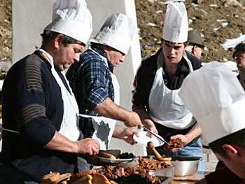 Panonta Sagra Festa della Panonta a Cittareale (RI) il 6 gennaio dove la Pro - Loco propone la versione originale con la cottura del maiale tagliato a pezzi, pancetta, lardo, spuntature e magro,