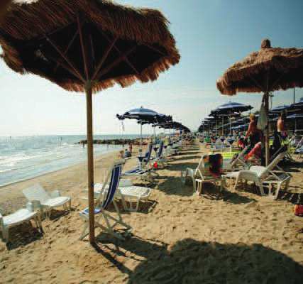 STORK CAMPING VILLAGE, ROSETO Nel cuore dell Abruzzo, fra sole e natura, sorge questo campeggio accogliente e familiare, che si trova direttamente sul mare ed è caratterizzato da un atmosfera di