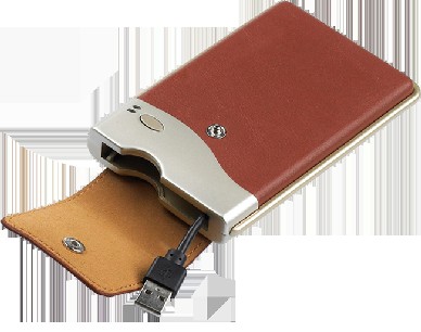 Hard Disk Leather Wallet Codice prodotto: hdd_9706 Materiali: Pelle Capacità: 320 GB, 500 GB, 640 GB Minimo d'ordine: 22 Resa in rilievo, Incisione laser Resa in rilievo, Incisione laser Black Cavo