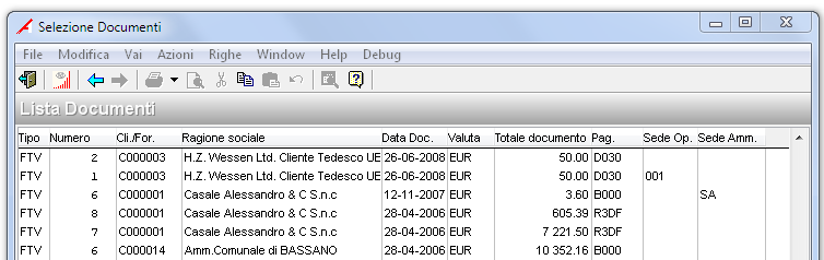 7.9 Emissione Documenti Le procedure di Emissione ed Emissione CCG sono state modificate in modo da non poter selezionare come stampante Arca Mailer e PassPort in caso di Simulazione. 7.