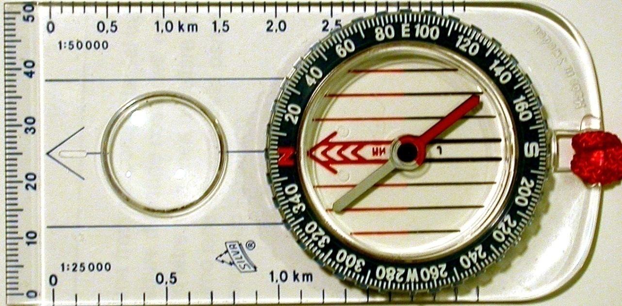 La BUSSOLA 8 4 5 9 2 3 1 6 7 8 1) Ago magnetico (il rosso indica il Nord) 2) Quadrante girevole con goniometro 3) Freccia direzione Nord