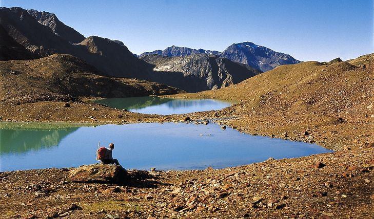 e) Lago Saldurseen - Itinerario Da Tartsch (poco sotto Mals-Malles) si risale in macchina tutta la valletta di Matsch fino all albergo Glieshof (1807 m).