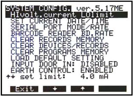 5.5. CONFIGURAZIONE DEL SISTEMA Per entrare nel menu di configurazione del sistema System Configuration operare nel modo seguente: PASSO 1. Accendere lo strumento mantenendo premuto il tasto [SET].