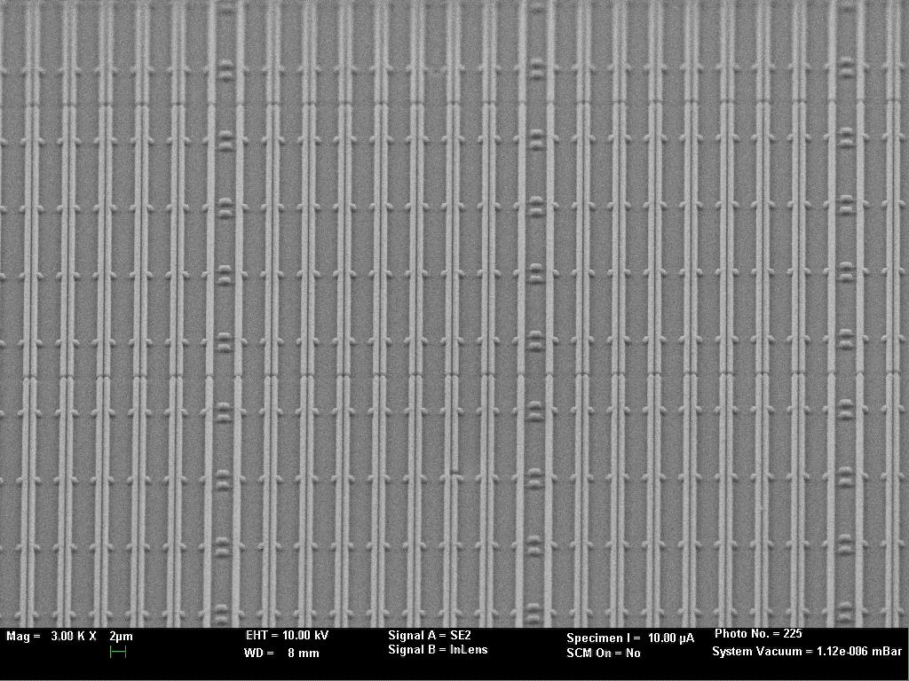 ANALISI FINE DELLA MATERIA Centro Microscopie Elettroniche Microscopio Elettronico a