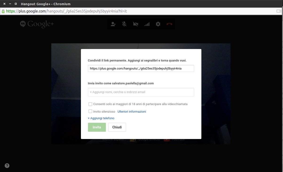 comunicando il link del' Hangout video anche agli utenti non forniti di un'accoun di google.