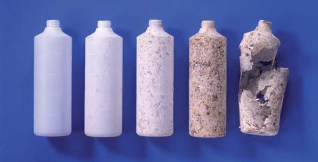 BIODEGRADAZIONE La velocità ed il livello di biodegradazione dipende fortemente dall ambiente in cui il materiale viene deposto: Contenuto di umidità Presenza ossigeno (ambiente aerobico