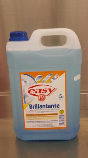 BRIILLANTANTE EASY PROFESSIIONAL 4PZ X 5LT Codiccee prrodotttto :5003N: Additivo per il risciacquo in lavastoviglie. Biodegradabile 90% Prodotto concentrato: 1 cucchiaino da caffè per 10lt di acqua.