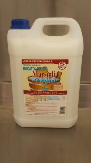 LANA E DELIICATII LIIQUIIDO -- EASY 4PZ X 5LT Codiccee prrodotttto : 11BOAAAA05004N Adatto per lana, seta, cachemire, cotone, viscosa e tutti i tipi di delicati.