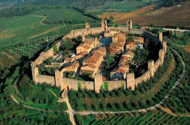 San Gimignano Vigneti di Vernaccia Strove Abbadia Isola sul