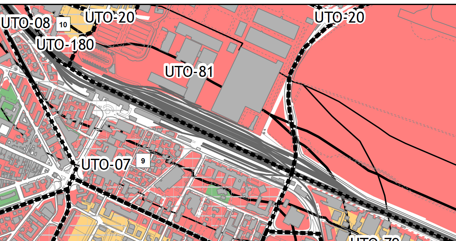 diurno e a 55 dba nel periodo notturno. Figura 2 Estratto di classificazione acustica Il rumore generato dalle infrastrutture di trasporto è disciplinato da specifici decreti: D.P.R. n. 142 del 30/03/04 per le strade e D.