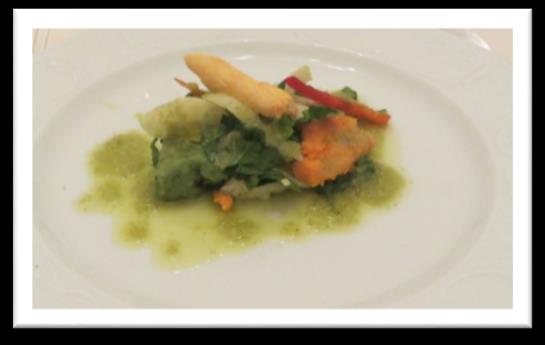 Sformato di verdure con fonduta al parmigiano e pomodoro candito Chef Giancarlo Cometto Sformatino 40 gr Peperoni rossi 40 gr Spinaci freschi 40 gr finocchi 20 gr patate 2 uova intere (piccole) 100