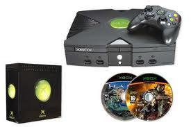 2000 Microsoft introduce Windows 2000 2001 Bill Gates annuncia la prima Xbox