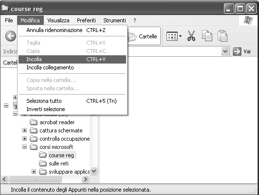 Nella Figura 68-2, sn stati selezinate, cme ggett dell azine di Cpia, alcune cartelle ed è stat fatt click sul pulsante Cpia, dispnibile sulla barra degli strumenti.